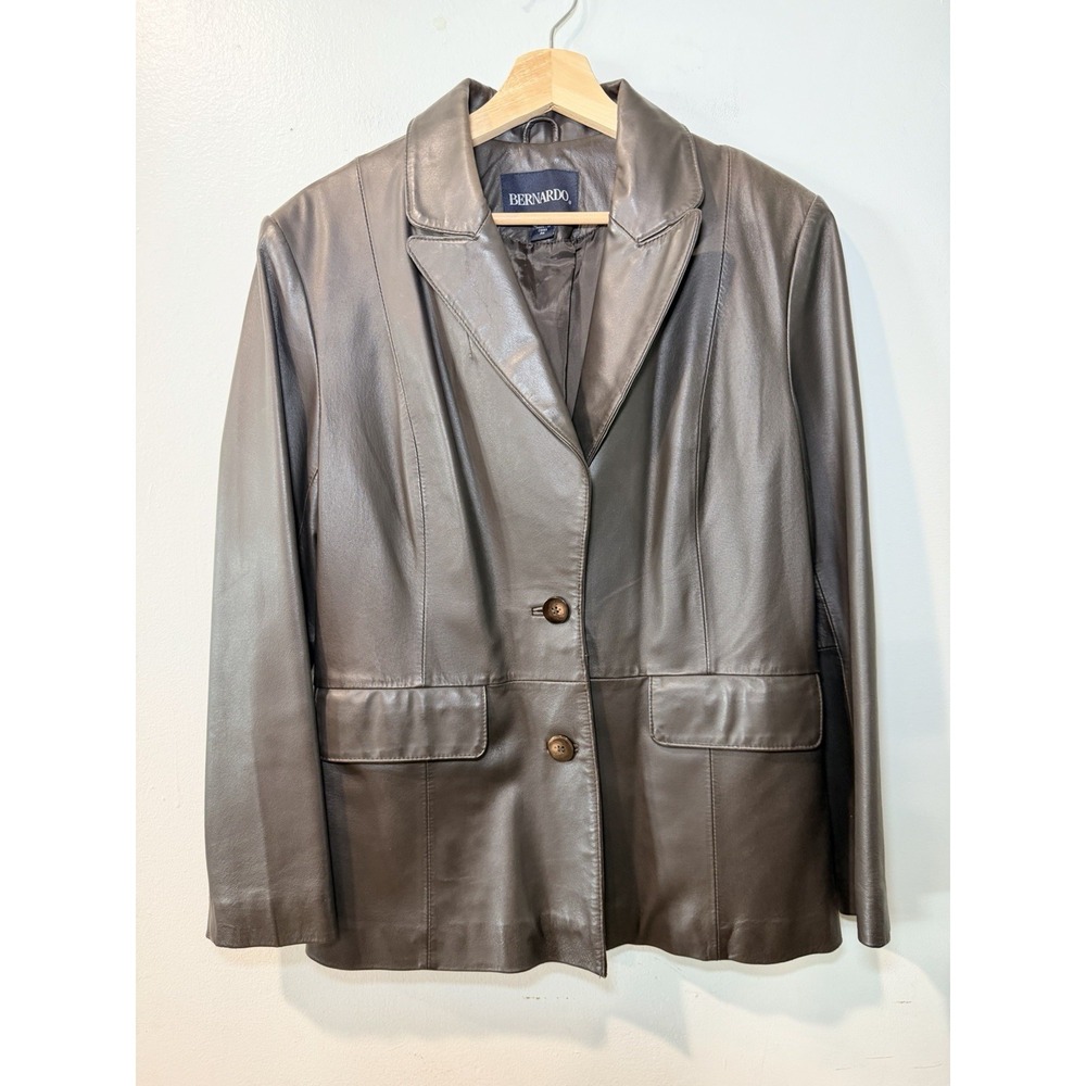BERNARDO Genuine LEATHER fitted Jacket Women's Sz PM Sleeve Button Up